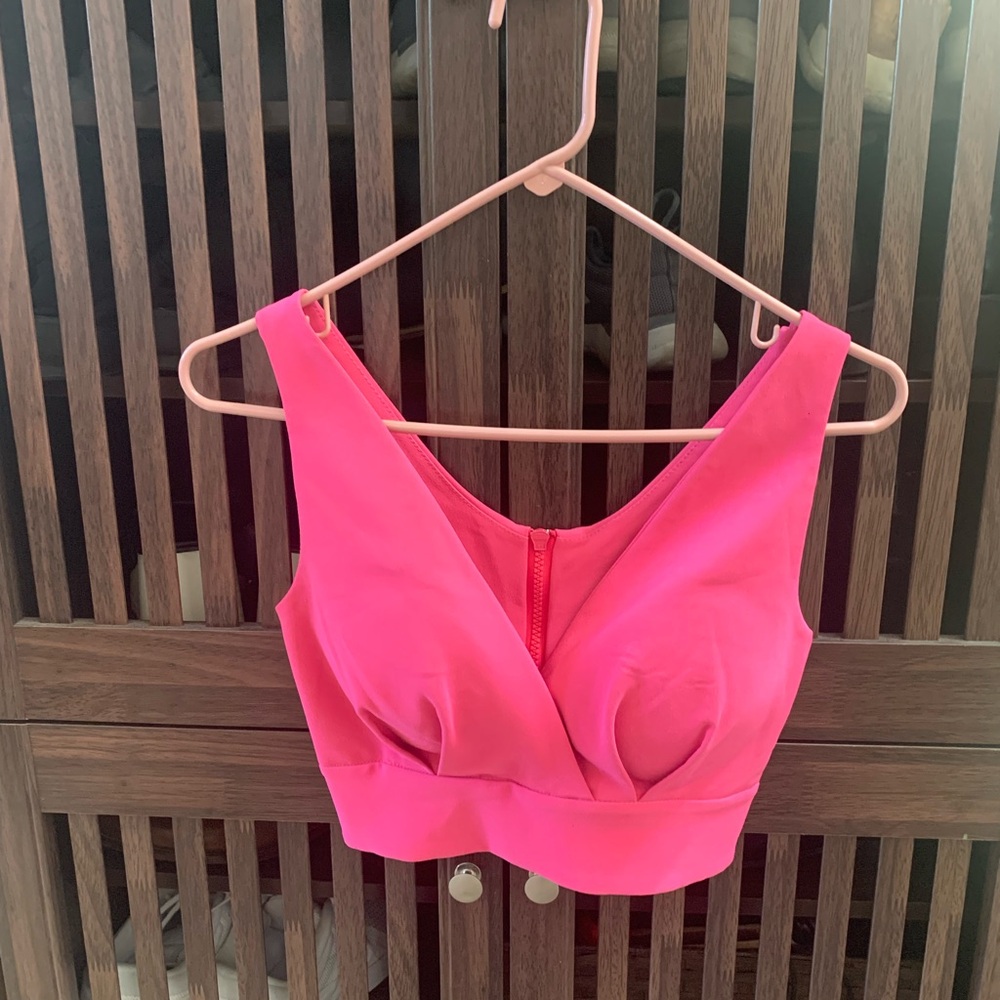 Women pink crop top size S